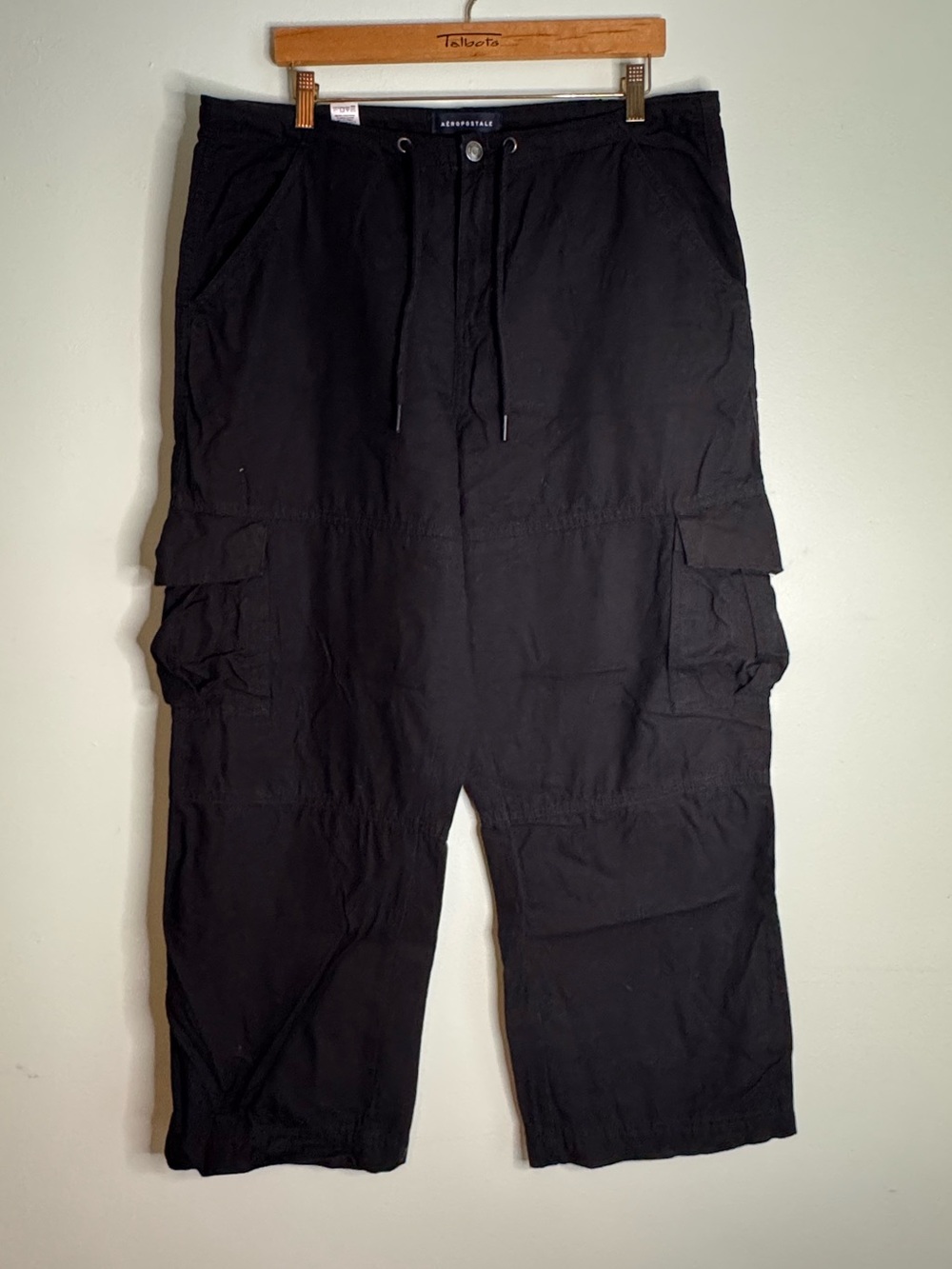 AEROPOSTALE Black Cargo Pants (XL)
